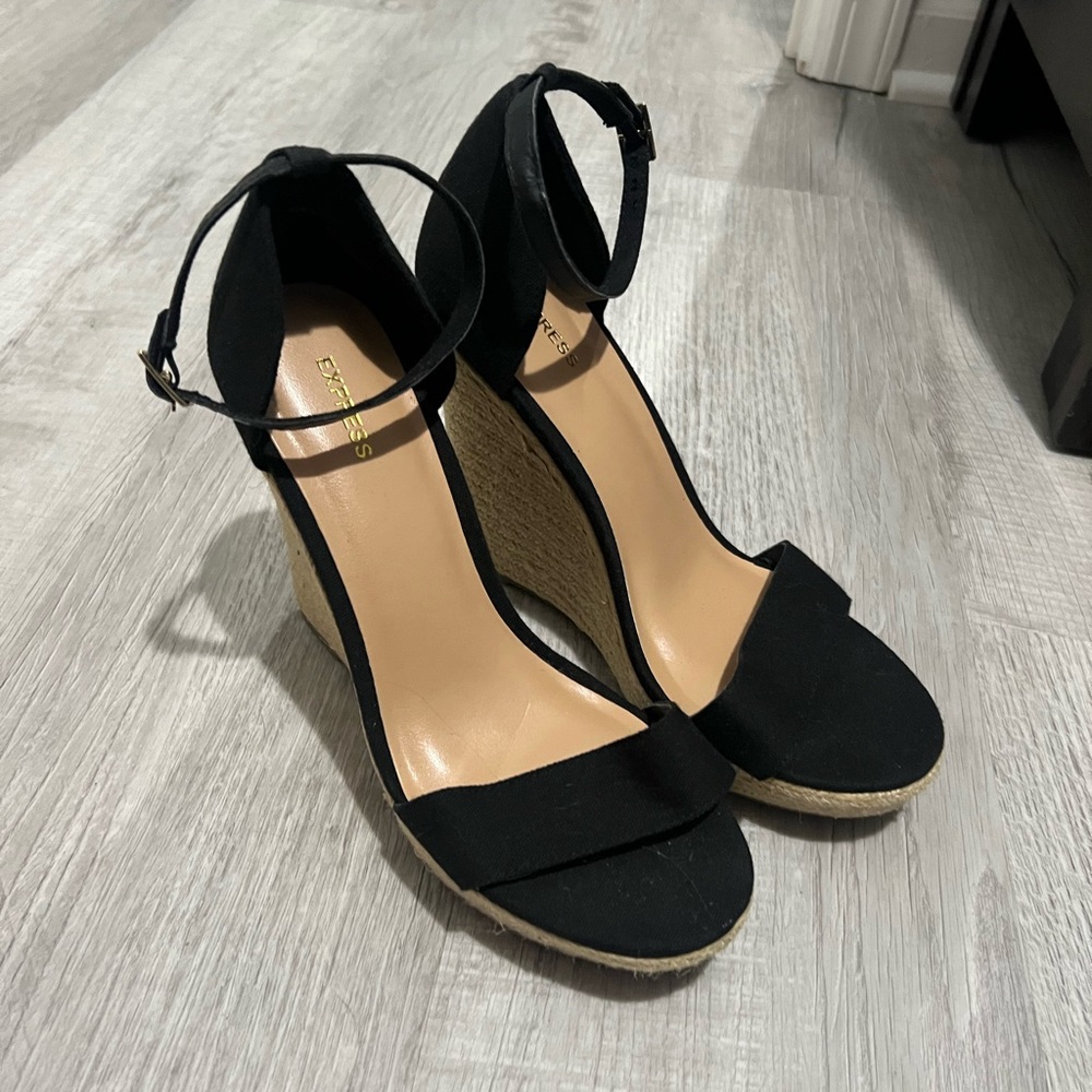 Express Wedges - Picture 4 of 5